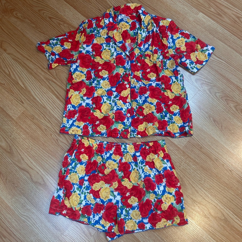 Posh Peanut Floral Women’s Pajama Set - Red, Yellow, Blue